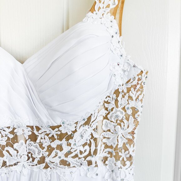 WHITE A-LINE/SWEETHEART NECKLINE CHIFFON WEDDING DRESS WITH LACE TOP & CRYSTALS - Picture 8 of 17